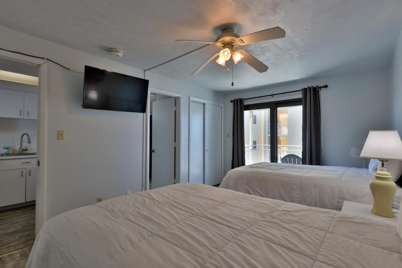 Coastal Waters Hotel New Smyrna Beach Buitenkant foto