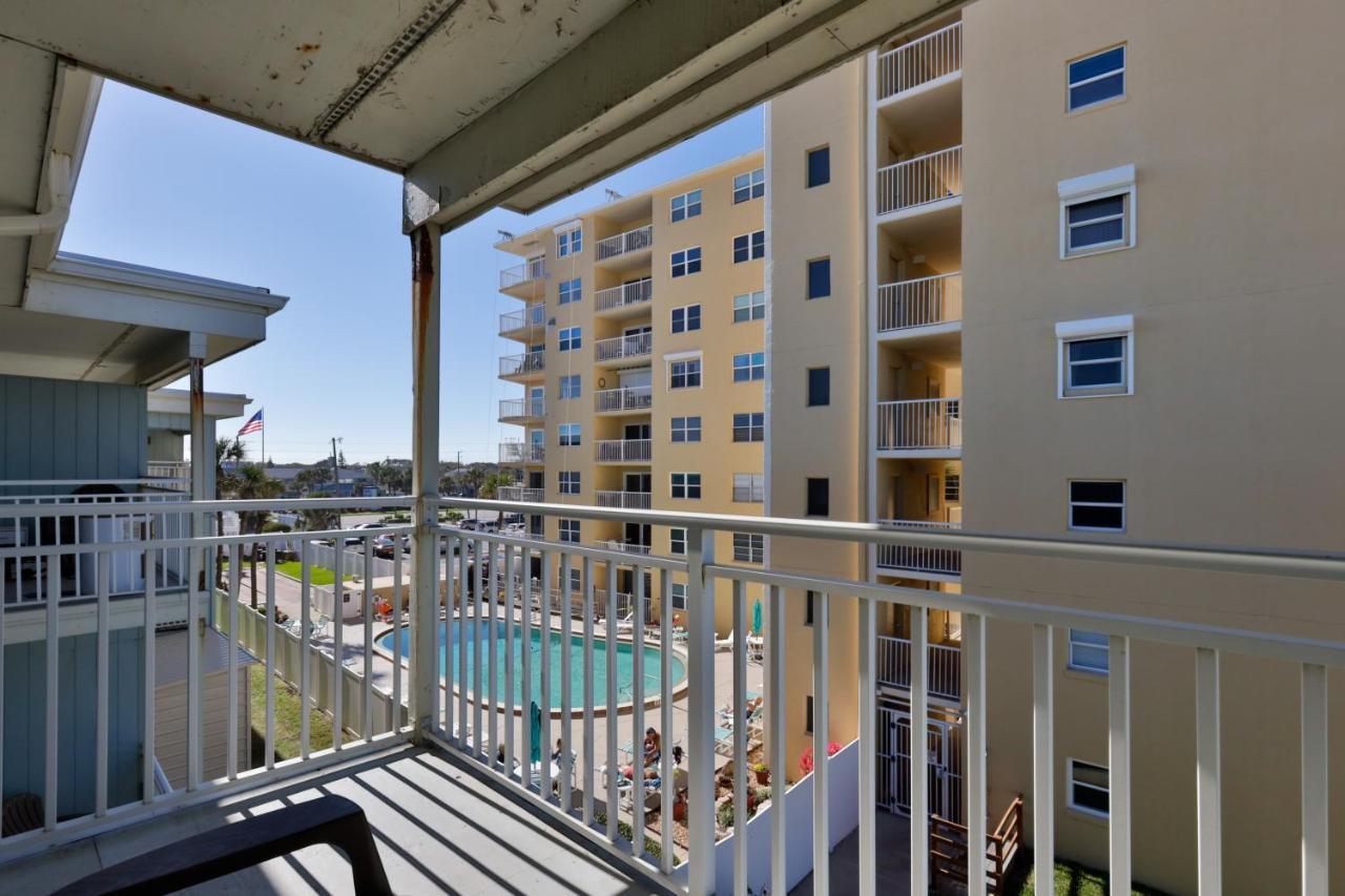 Coastal Waters Hotel New Smyrna Beach Buitenkant foto
