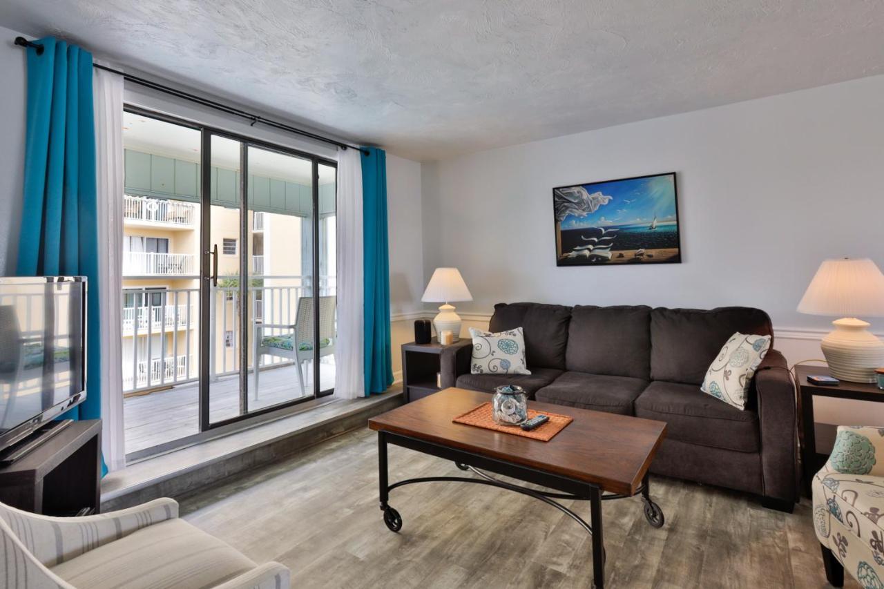 Coastal Waters Hotel New Smyrna Beach Buitenkant foto