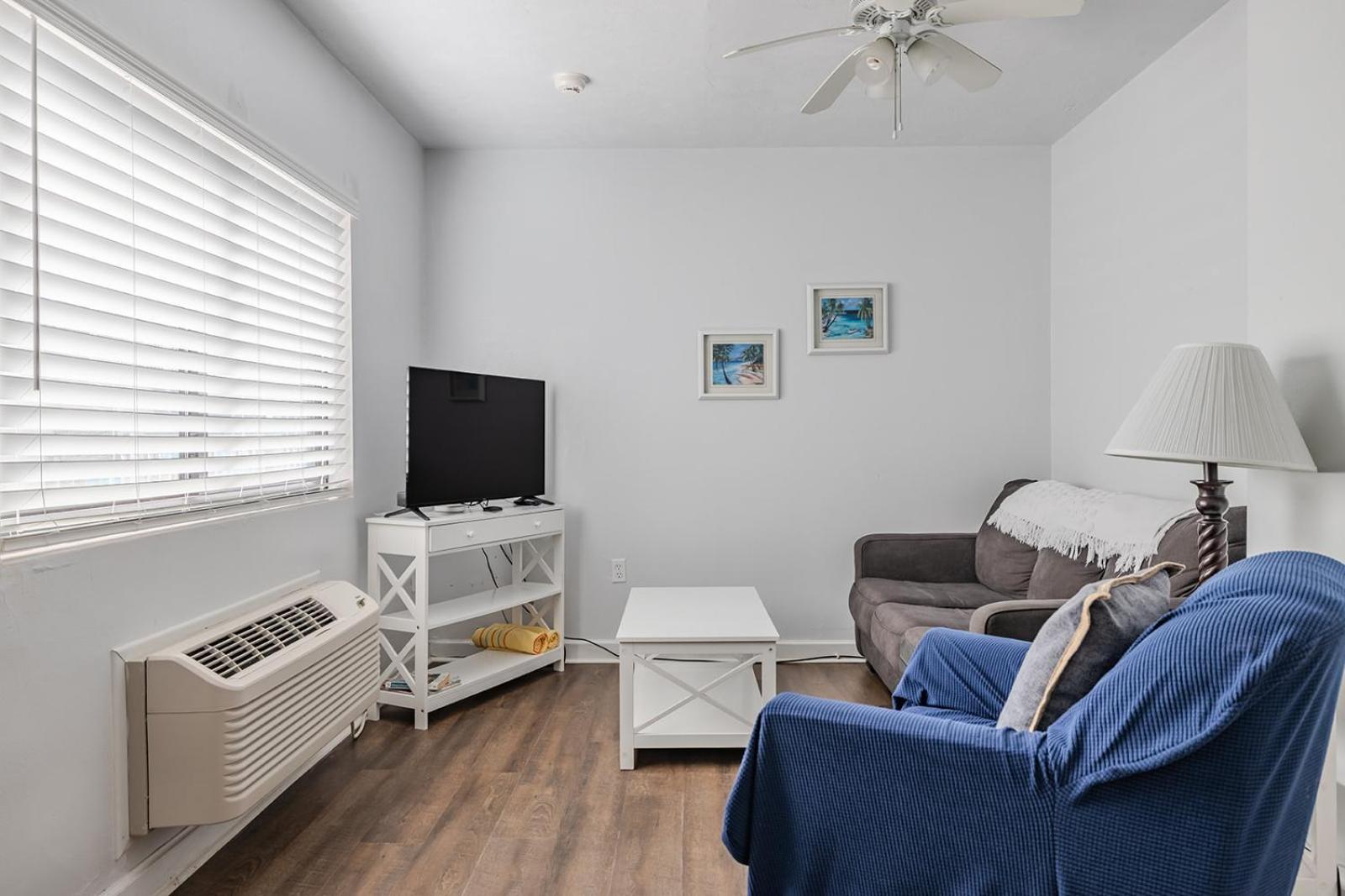 Coastal Waters Hotel New Smyrna Beach Buitenkant foto