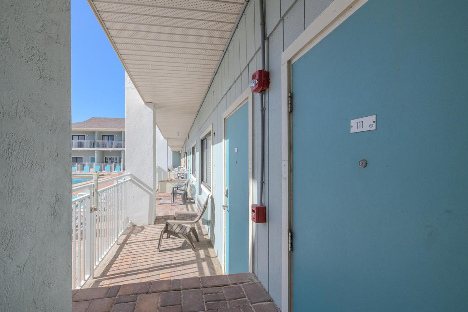 Coastal Waters Hotel New Smyrna Beach Buitenkant foto