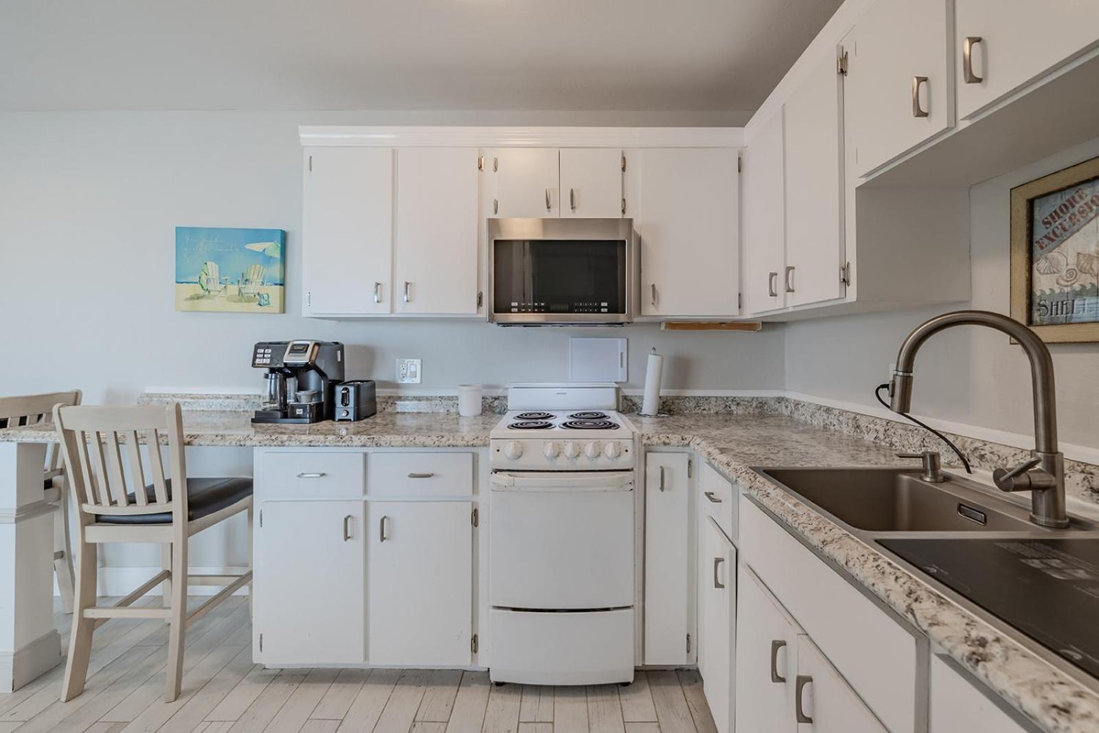 Coastal Waters Hotel New Smyrna Beach Buitenkant foto