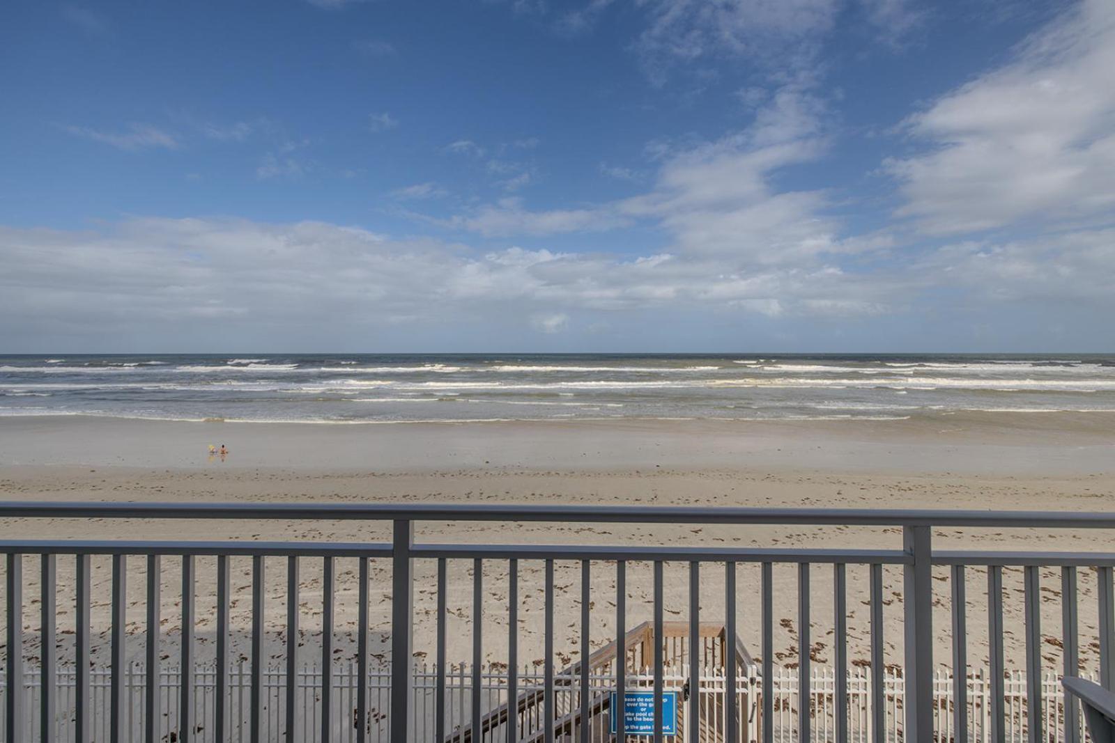 Coastal Waters Hotel New Smyrna Beach Buitenkant foto