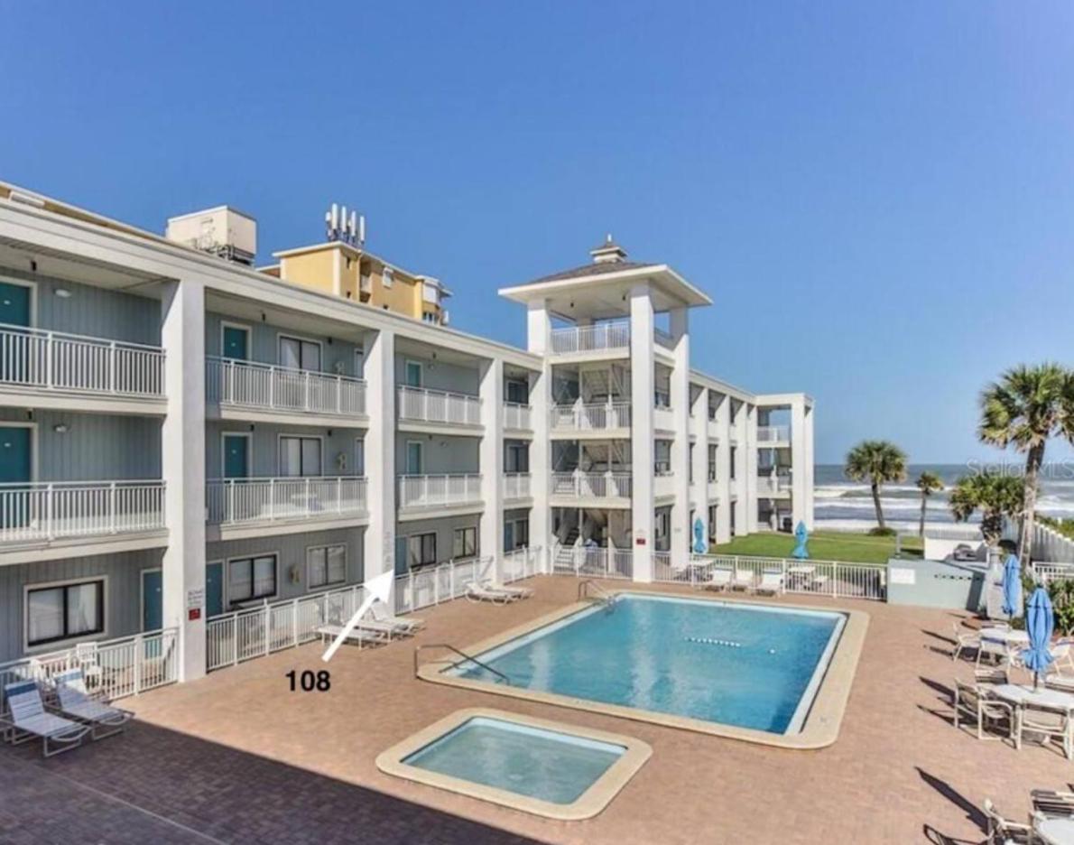 Coastal Waters Hotel New Smyrna Beach Buitenkant foto